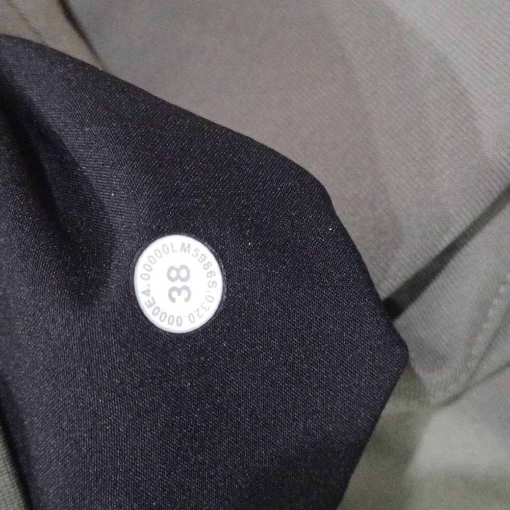Men's Gray Pants - Picture 6 of 7
